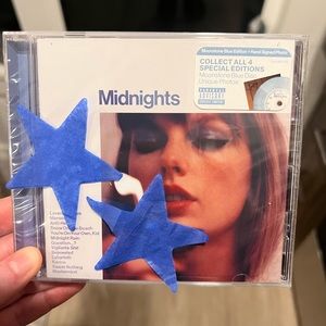 UNOPENED Taylor Swift Midnights Moonstone Edition CD with hand signed photo!